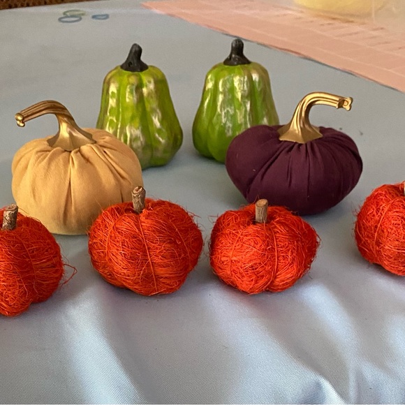 Fall decorations - Picture 2 of 2